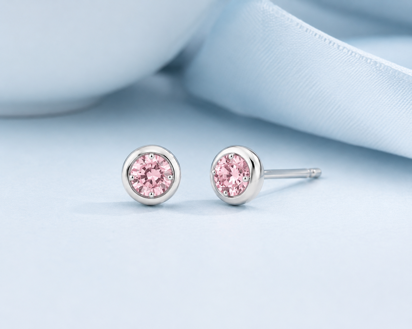 The Jolie Studs