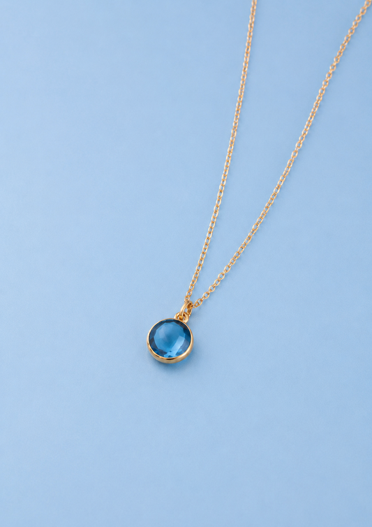 The London Blue Pendant Necklace