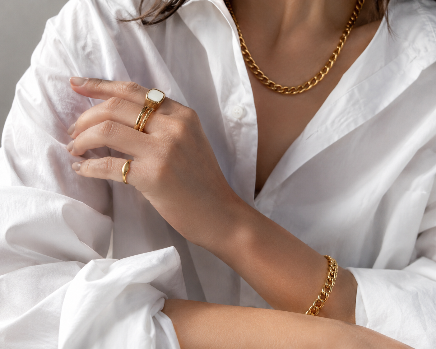 The Cleo Duo Ring